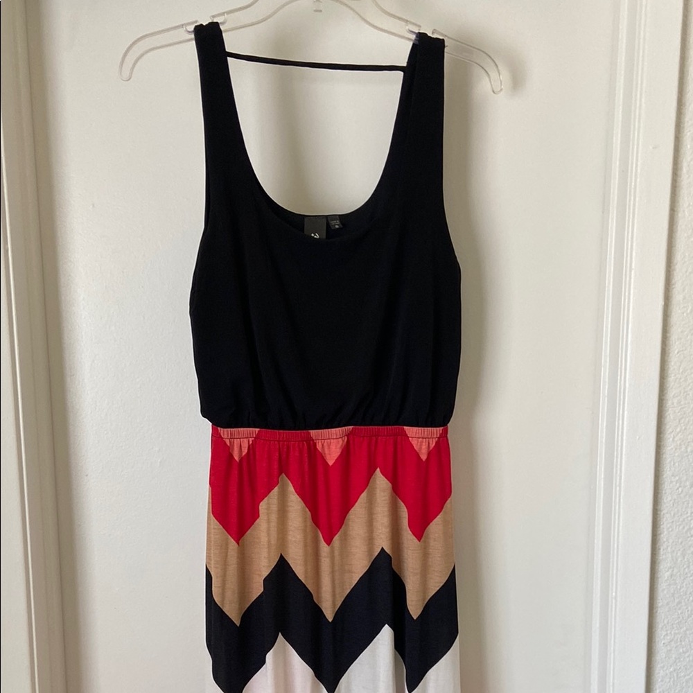 Stylish Black and Red Chevron Dress